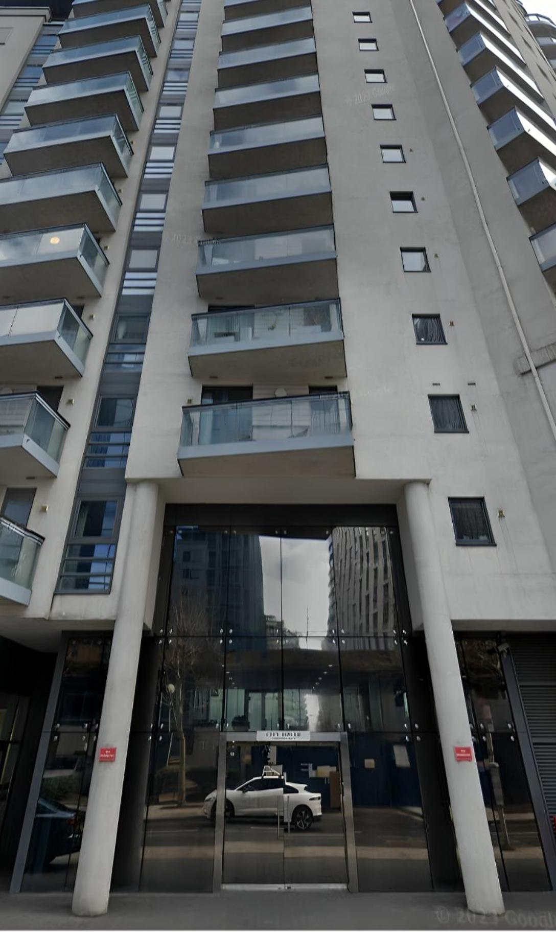 Royal Crossharbour Apartment Лондон Екстер'єр фото