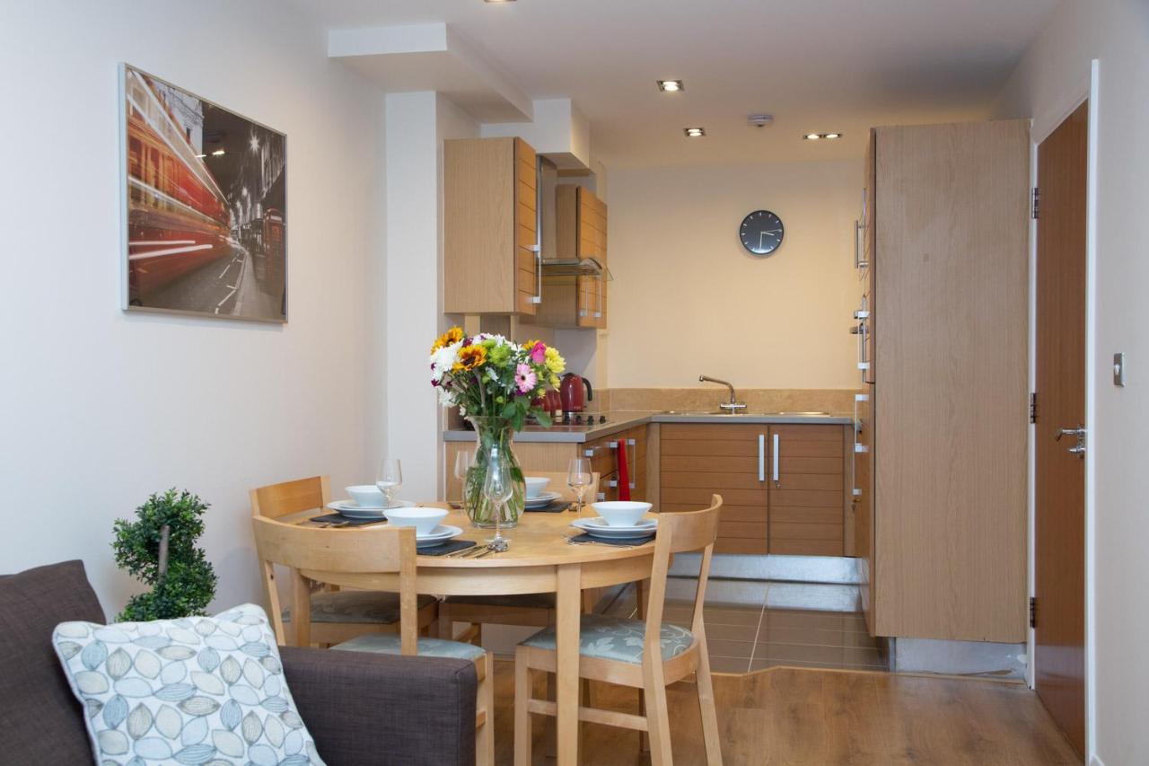 Royal Crossharbour Apartment Лондон Екстер'єр фото