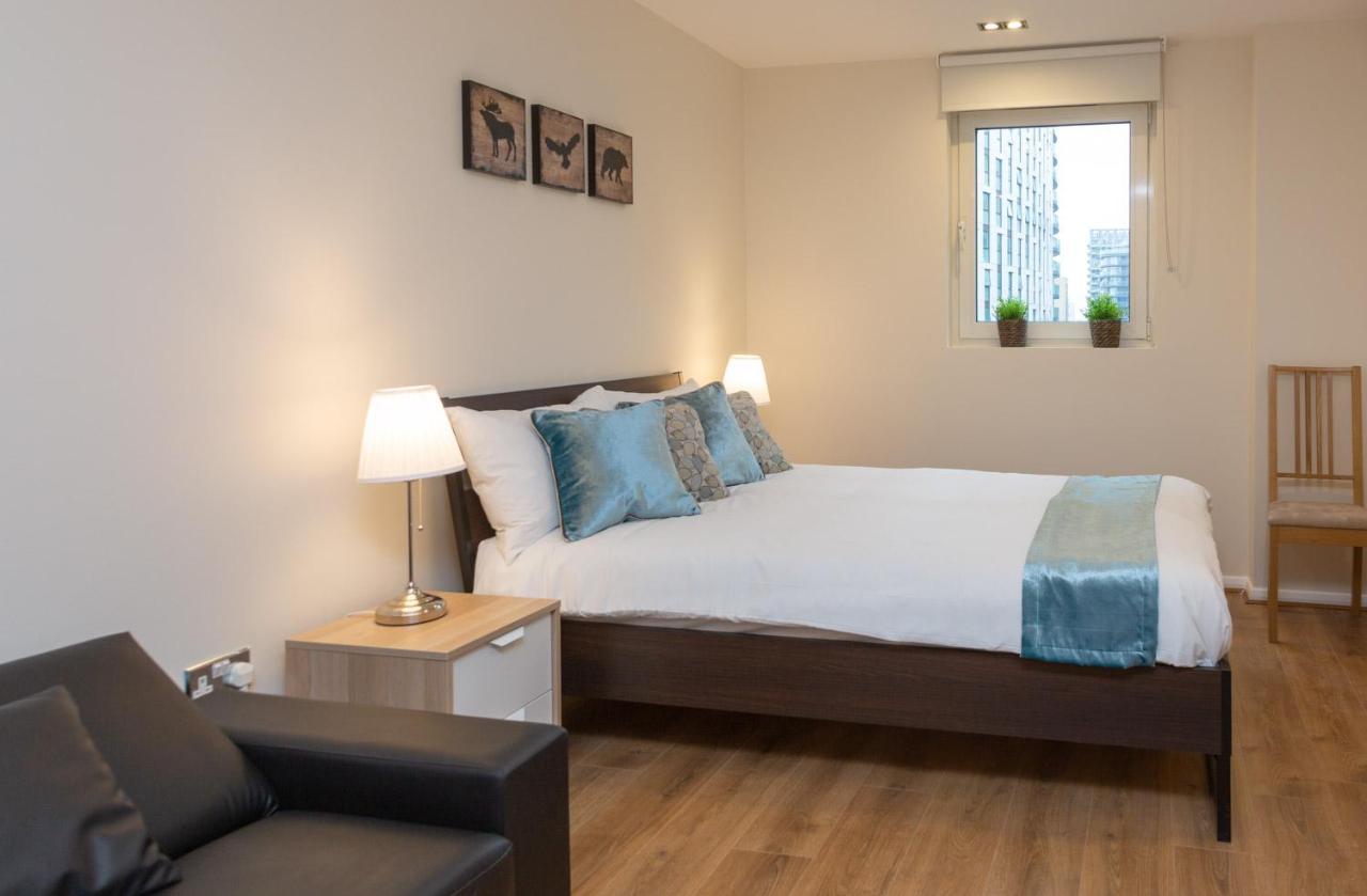 Royal Crossharbour Apartment Лондон Екстер'єр фото