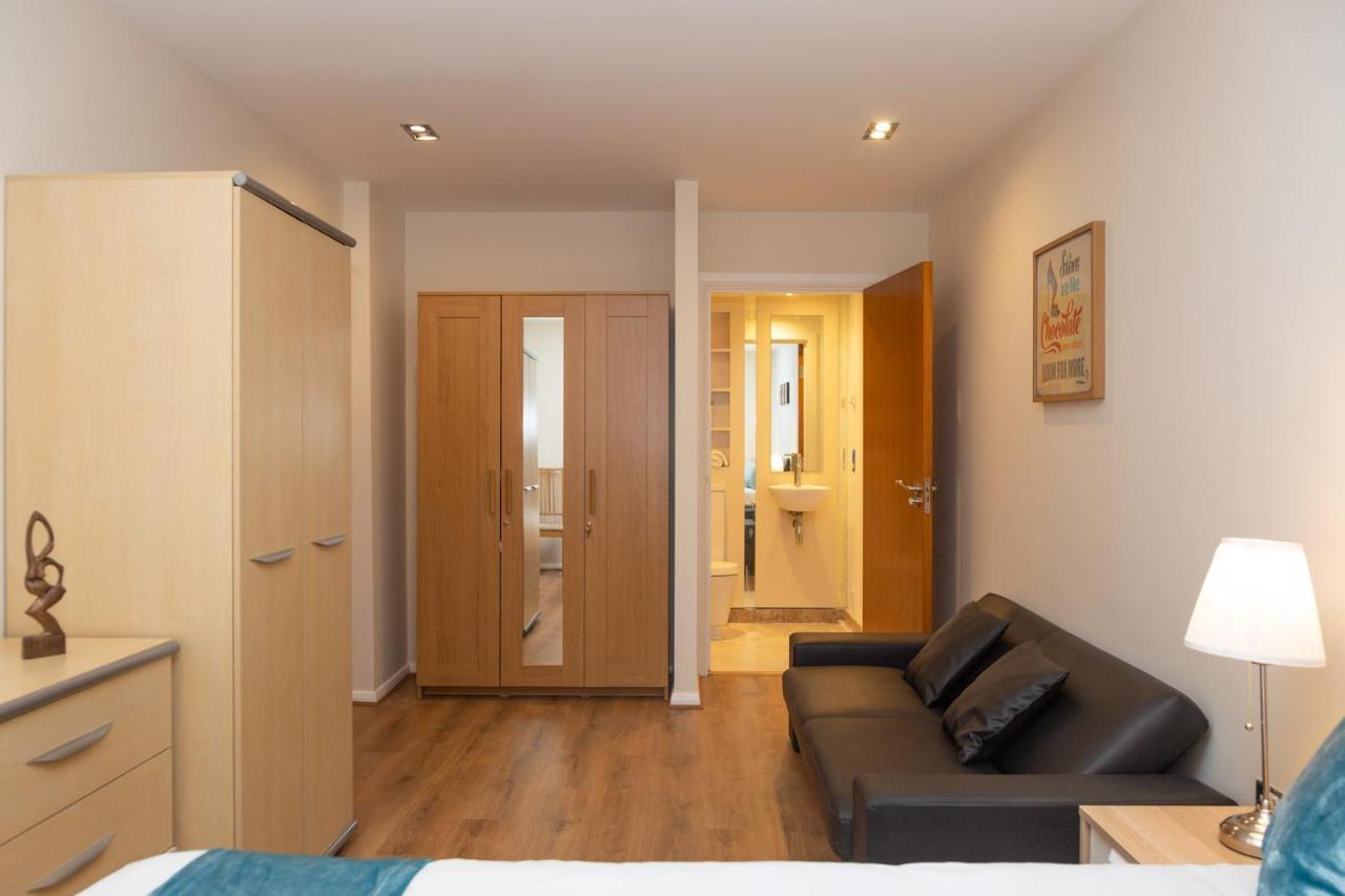 Royal Crossharbour Apartment Лондон Екстер'єр фото